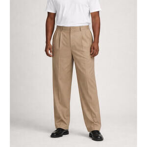 Haggar Cool 18 Pro Men’s Pants Size 44x30 light  Khaki Straight Leg Performance